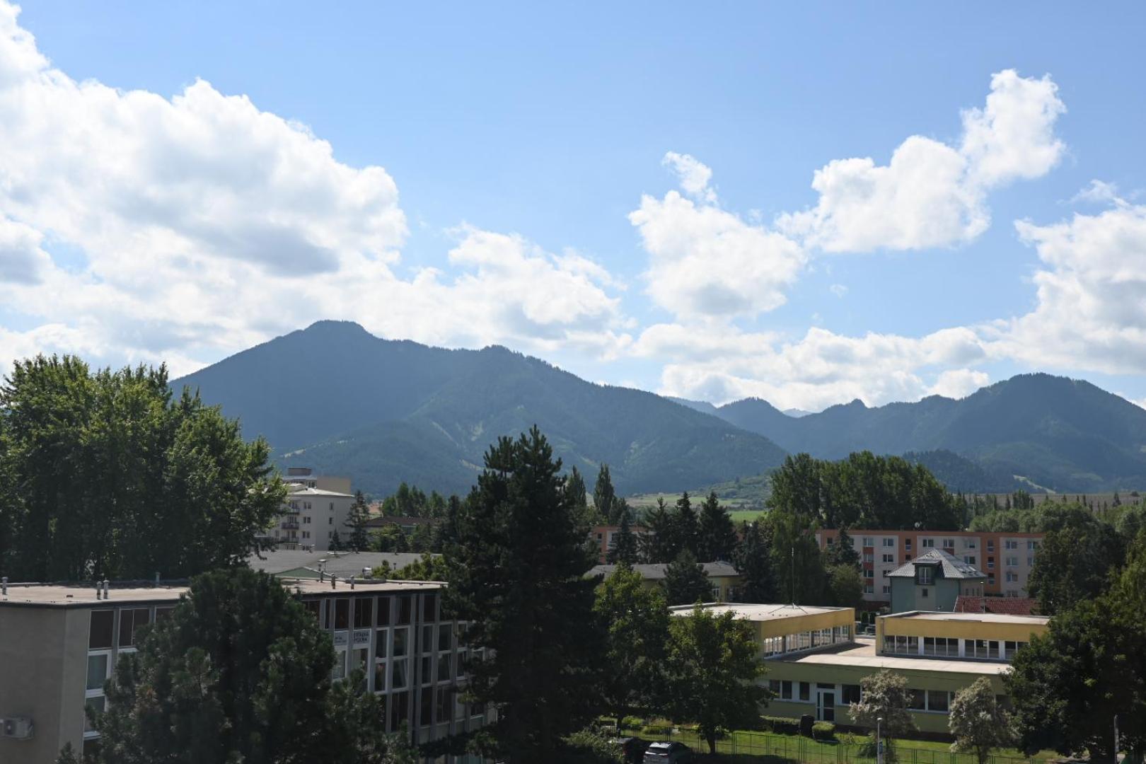 Tatry View Apartment, Free Parking Liptovský Mikuláš 外观 照片